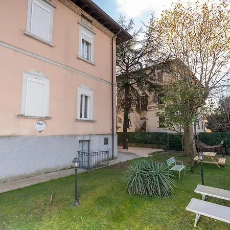 Garda Apartment